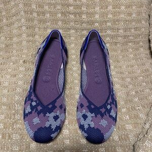 Rothy’s purple/blue camo flat, size 11.  Barely worn.